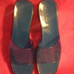 Gucci women's sandals/ heel